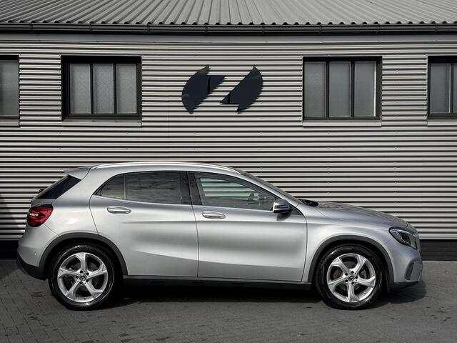 Mercedes-Benz GLA-KLASSE 180 Urban |Cruise|Camera|
