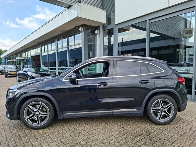 Mercedes-Benz GLA-KLASSE 200 AMG LINE AUTOMAAT LMV NAVI PDC-CAMERA STOELVW