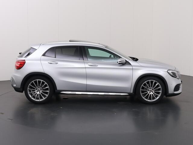 Mercedes-Benz GLA-KLASSE 250 4Matic Premium | Panoramadak | AMG | Getint glas | LED Koplampen | Stoelverwarming | Achteruitrijcamera |