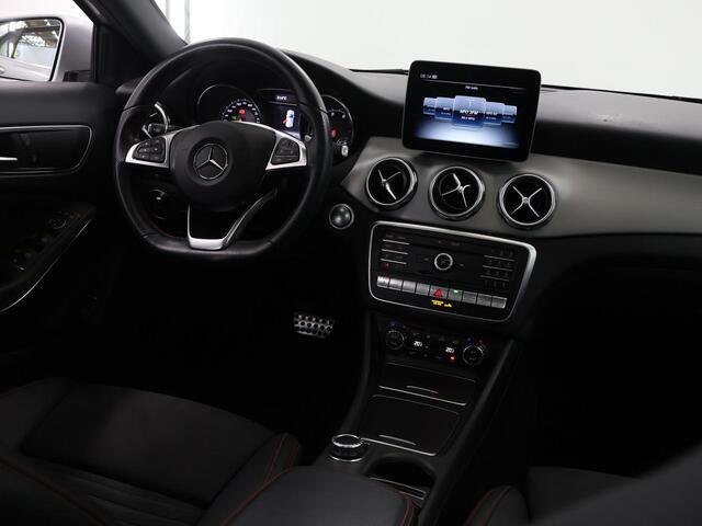 Mercedes-Benz GLA-KLASSE 250 4Matic Premium | Panoramadak | AMG | Getint glas | LED Koplampen | Stoelverwarming | Achteruitrijcamera |
