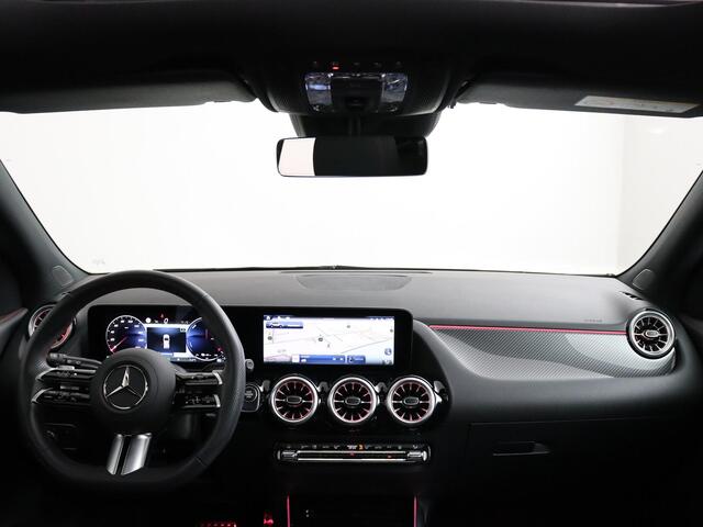 Mercedes-Benz GLA-KLASSE 250 e Star Edition AMG Line | Trekhaak | Camera | Panoramadak!