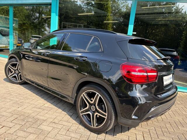 Mercedes-Benz GLA-KLASSE 180 AMG NIGHT LED, Navi, Camera, Cruise, 19Inch, NAP