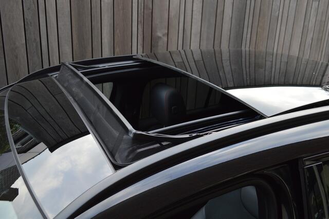 Mercedes-Benz GLA-KLASSE 250 e AMG Multibeam Panorama Widescreen Sfeer Camera Trekh Pdc