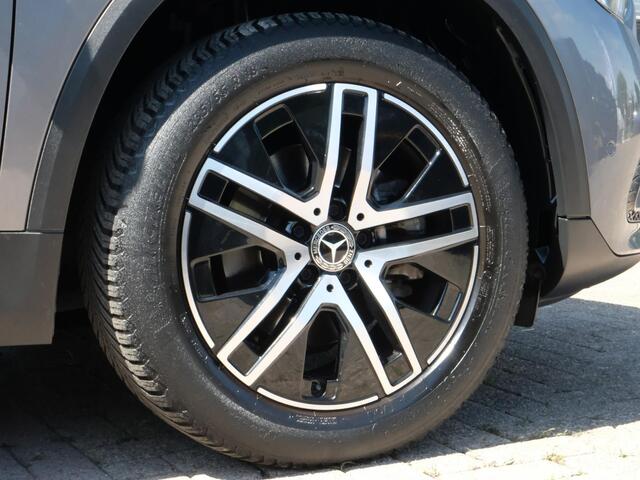 Mercedes-Benz GLA-KLASSE 200 Business Solution 163 PK | Trekhaak Afneembaar | All-Season Banden | Stoelverwarming | Navigatie | LMV 19''