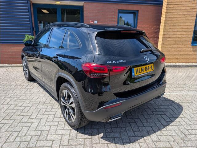 Mercedes-Benz GLA-KLASSE 250 E PROGRESSIVE,Automaat, Trekhaak, Stoelverw, lane assist,