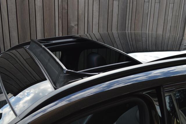 Mercedes-Benz GLA-KLASSE 250 e AMG Led Panorama Memory Distronic Camera Night Trekhaak Pdc