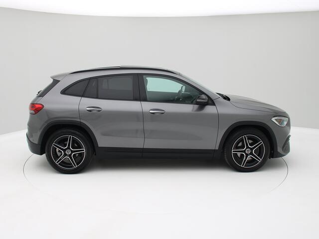 Mercedes-Benz GLA-KLASSE 200d AMG Distronic, Memory, Pano, Keyless, Sfeer