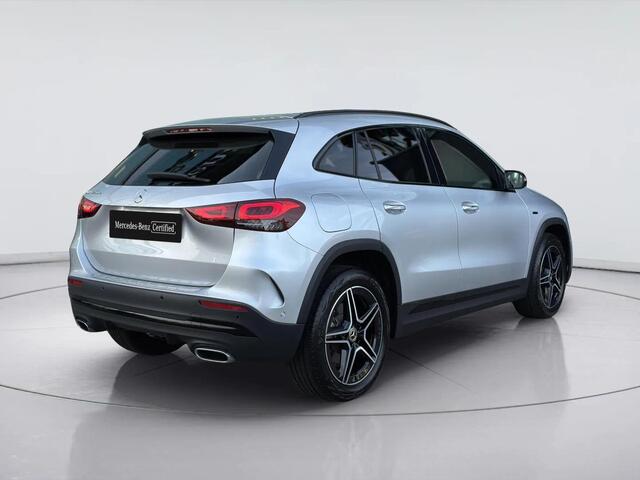 Mercedes-Benz GLA-KLASSE 250 e Business Solution AMG Limited | Panorama dak | Trekhaak