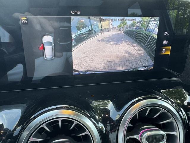 Mercedes-Benz GLA-KLASSE 200 AMG Premium Night Pano/dak, Sfeer verlichting, Sound systeem,