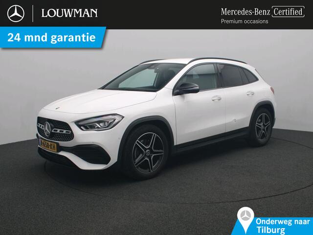 Mercedes-Benz GLA-KLASSE 180 AMG Line Premium | Night Pakket | Ledkoplampen | Parkeerpakket met achteruitrijcamera | Sfeerverlichting. Inclusief 24 maanden Mercedes-Benz Certified garantie voor Europa.