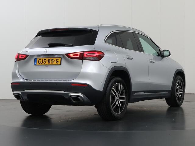 Mercedes-Benz GLA-KLASSE 250 e Progressive | Widescreen | Extra getint glas | Achteruitrijcamera |