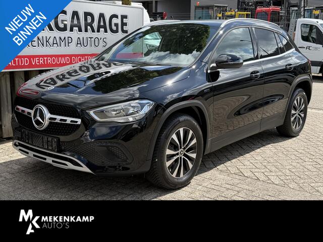 Mercedes-Benz GLA-KLASSE 250 e Progressive 17"/Widescreen/Stoelverwarming/DAB/Apple Carplay & Android Auto/Navigatie/Climate/PDC v+a