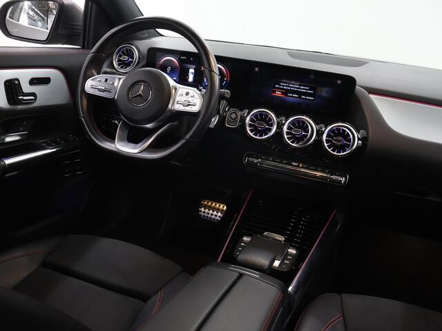Mercedes-Benz GLA-KLASSE 250 e AMG | Panoramadak | Memory | Multibeam | Keyless | Sfeerverlichting | Stoelverwarming |