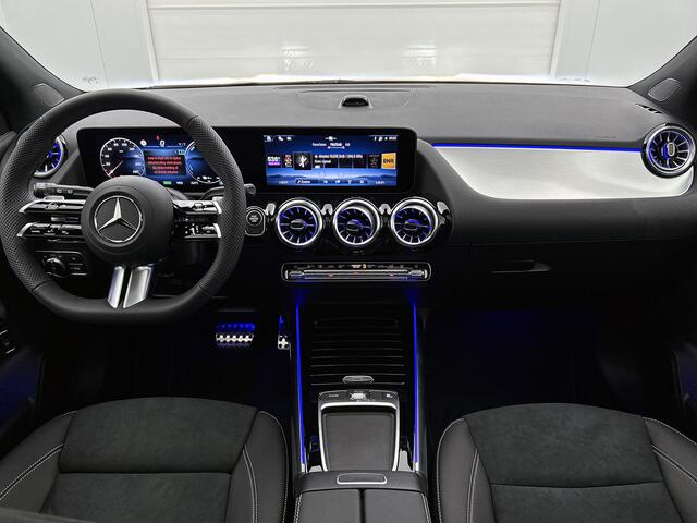 Mercedes-Benz GLA-KLASSE 250 e 140 Year Edition | Plus Pakket | Nightpakket | Parkeerpakket | Panoramaschuifdak | 20" tien-dubbelspaaks AMG velgen | Warmtewerend, donkergetint glas |