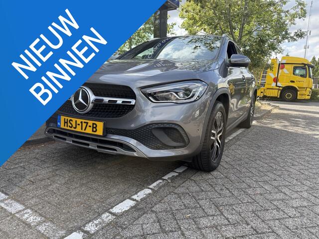 Mercedes-Benz GLA-KLASSE 250 e Progressive