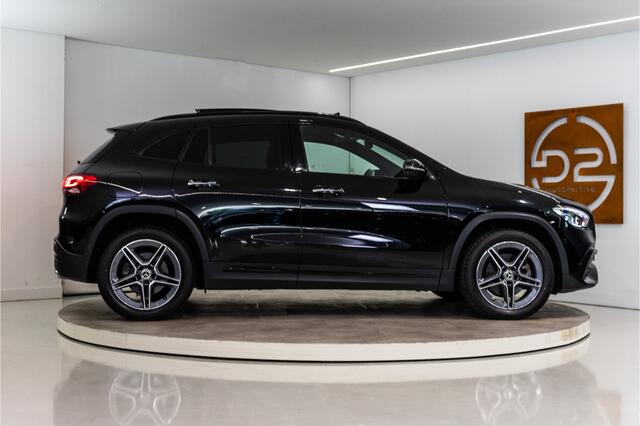 Mercedes-Benz GLA-KLASSE 250 e AMG 218PK | Pano | Keyless | Dodehoek | ACC | Carplay | 12 MND Garantie