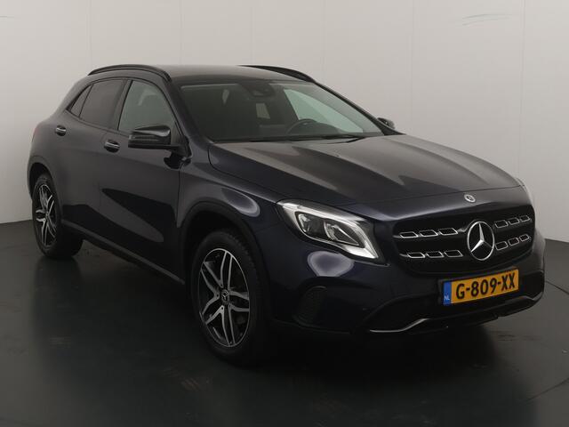 Mercedes-Benz GLA-KLASSE 200 Premium Plus | Automaat | Afn. Trekhaak | Stoelverwarming | Park sens V+A | AR camera | Clima | Cruise | Keyless