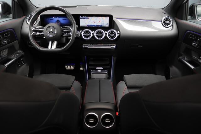 Mercedes-Benz GLA-KLASSE 250 e Star Edition AMG Line | Premium+ | Memory | Panoramadak | Distronic | Surround Camera | HUD | Keyless Go | Augmented Reality | Zitcomfortpakket |