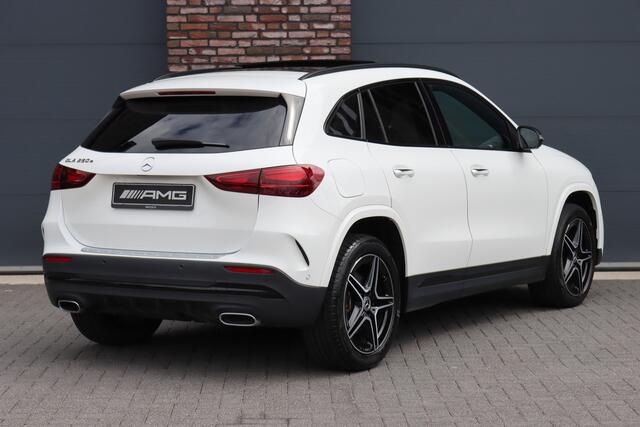 Mercedes-Benz GLA-KLASSE 250 e Star Edition AMG Line | Premium+ | Memory | Panoramadak | Distronic | Surround Camera | HUD | Keyless Go | Augmented Reality | Zitcomfortpakket |