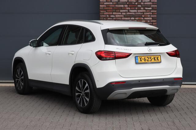 Mercedes-Benz GLA-KLASSE 250 e Luxury Line | Augmented Reality | Stoelverwarming | Widescreen | Zitcomfortpakket | Cruise Control | Camera | Apple Carplay/Android Auto |