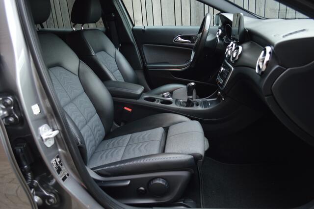 Mercedes-Benz GLA-KLASSE 180 Led Navi Camera Pdc
