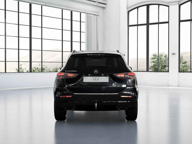Mercedes-Benz GLA-KLASSE 250 e 140 Years Edition