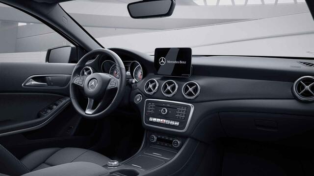 Mercedes-Benz GLA-KLASSE 180 Business Solution Limited | Achteruitrijcamera | Dakrails | Lichtmetalen velgen |