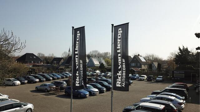 Mercedes-Benz GLA-KLASSE 180 Business Solution Automaat | MBUX | Trekhaak | Camera | NL-Auto