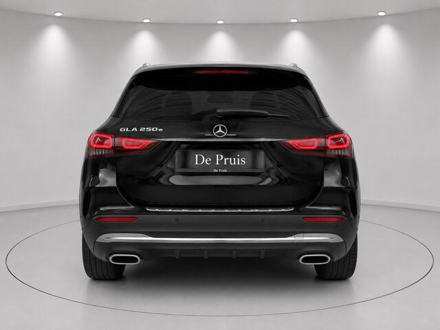 Mercedes-Benz GLA-KLASSE GLA250e AMG-line Distronic Multibeam Premium Pack