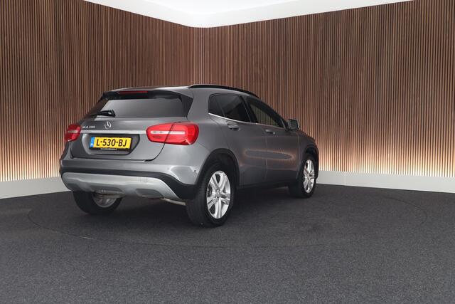 Mercedes-Benz GLA-KLASSE 200 156pk Prestige Automaat LED Climate Control Stoelverwarming Navigatie