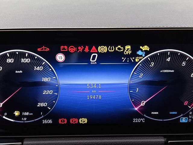 Mercedes-Benz GLA-KLASSE 180 Star Edition Luxury Line Leder | Keyless Go Comfortpakket | Sfeerverlichting | 24 maanden Mercedes-Benz Certified Garantie