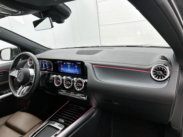 Mercedes-Benz GLA-KLASSE 180 Star Edition Luxury Line Leder | Keyless Go Comfortpakket | Sfeerverlichting | 24 maanden Mercedes-Benz Certified Garantie