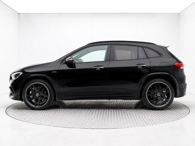Mercedes-Benz GLA-KLASSE AMG 35 4MATIC | 1e Eigenaar | Premium Plus Pakket | Alle Kunststofdelen in Kleur | Elektr. achterklep | Leder | Panorama-schuifdak | Multibeam LED | Navi | Cruise Adaptief