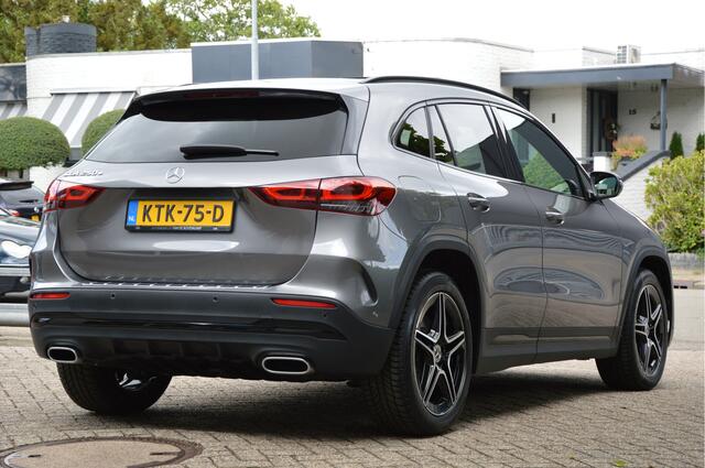 Mercedes-Benz GLA-KLASSE 250 e AMG Line PANORAMADAK | LED | NIGHT PACK | CRUISE | CLIMA | CAMERA | ENZ