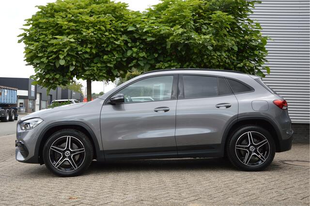 Mercedes-Benz GLA-KLASSE 250 e AMG Line PANORAMADAK | LED | NIGHT PACK | CRUISE | CLIMA | CAMERA | ENZ