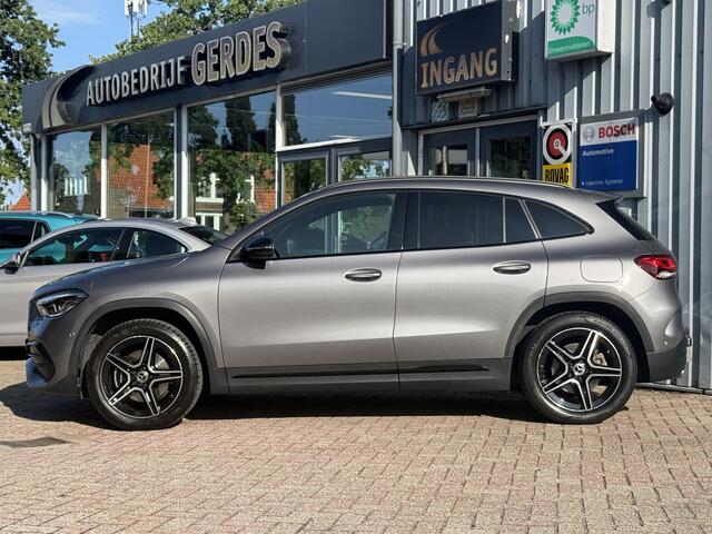 Mercedes-Benz GLA-KLASSE 250 e Business Solution AMG Limited | AUTOMAAT | TREKHAAK | CAMERA | SFEERVERL. | NAVI | CRUISE |