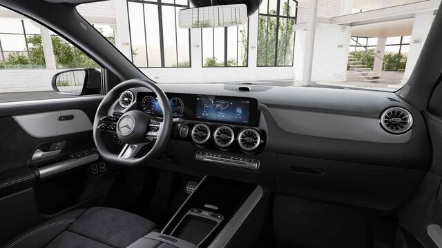 Mercedes-Benz GLA-KLASSE 250e 140 Years Edition | 20"LM velgen | AMG line | Multibeam led | Cruise Cotrol | Panoramaschuifdak |