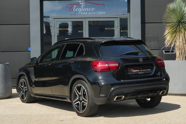 Mercedes-Benz GLA-KLASSE 180 Business Solution AMG Limited | 122PK | Camera | Navi | LED | Stoelverwarming | 18" | Mercedes-Benz GLA 180 Business Solution AMG Limited 122 PK met 1.6 viercilinder, automatische transmissie, AMG-styling, 18-inch lichtmetalen velgen, achteruitrijcamera, navigatie, stoelverwar
