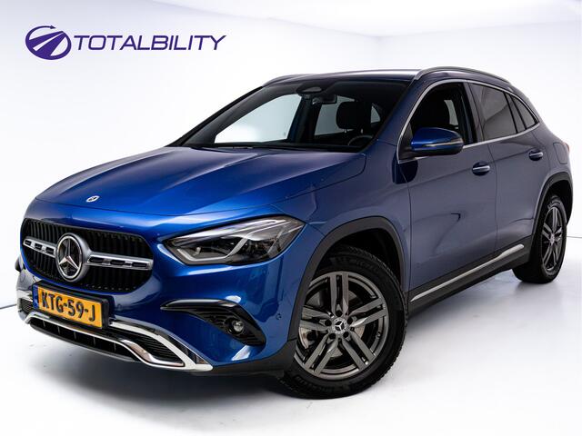 Mercedes-Benz GLA-KLASSE 250 e Luxury Line Business | Leer | Adaptive Cruise | Camera | Sfeerverlichting | Elektrische achterklep | Navigatie, Stoelverwarming, Privacy glas, Zwarte hemel, Multibeam Led