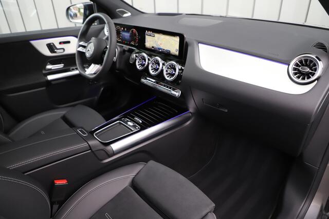 Mercedes-Benz GLA-KLASSE 250e AMG | 218PK | Head-up | Burmester | Keyless-go | Memory | Distronic+ | Pano | Sfeerverlichting | Multibeam | 2026.
