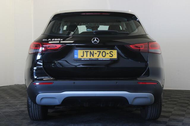 Mercedes-Benz GLA-KLASSE 250 e Style |Navi|Camera|Stoelverw.|