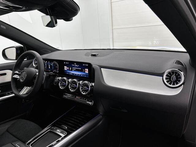 Mercedes-Benz GLA-KLASSE 250 e 140 Year Edition | Plus pakket | Nightpakket | Trekhaak | Panoramaschuifdak | 20" tien-dubbelspaaks AMG velgen | Warmtewerend, donkergetint glas |