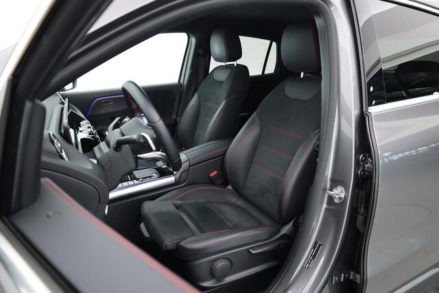 Mercedes-Benz GLA-KLASSE 200 AMG Line | Rijklaar! | Cruise Contr. | Camera | Trekhaak | Navi | Lane Assist | LED | Keyless | 19''