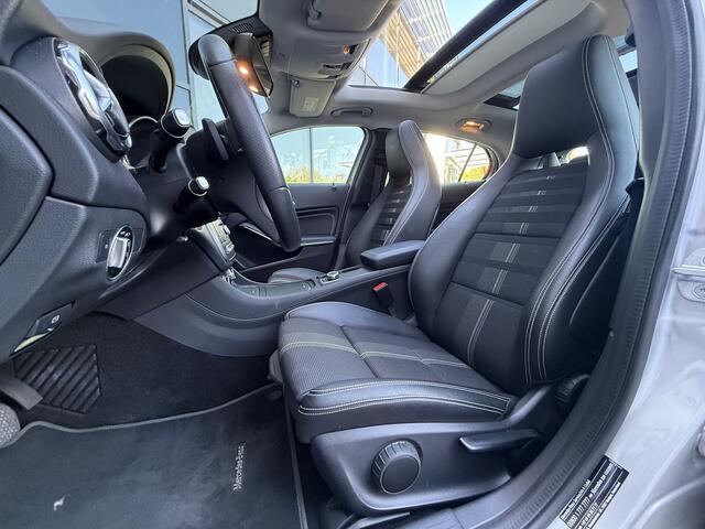 Mercedes-Benz GLA-KLASSE 180 Premium AUTOMAAT,NAVI/CAM,PANO