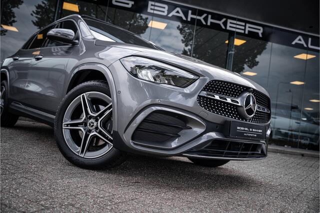 Mercedes-Benz GLA-KLASSE 250 e Star Edition AMG Line ** Panodak ** Keyless ** Camera ** Carplay EV rijbereik tot 70km