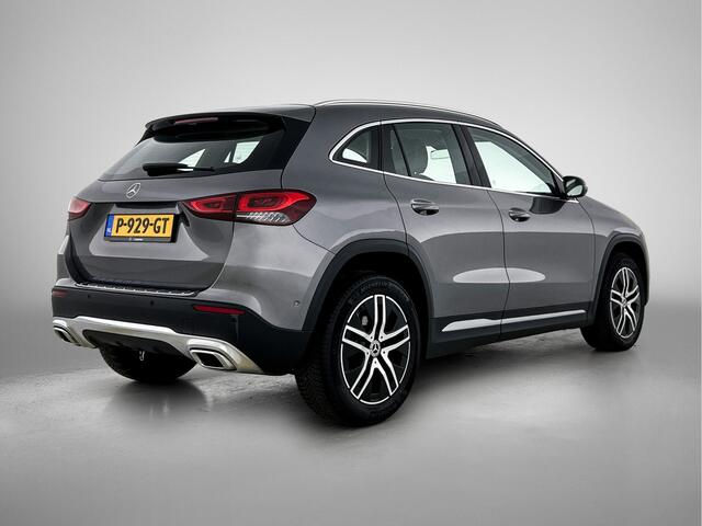 Mercedes-Benz GLA-KLASSE 180 | Trekhaak | Stoelverwarming | Apple Carplay | Elektrische Kofferklep | Inclusief 24 maanden MB Certified garantie voor Europa.