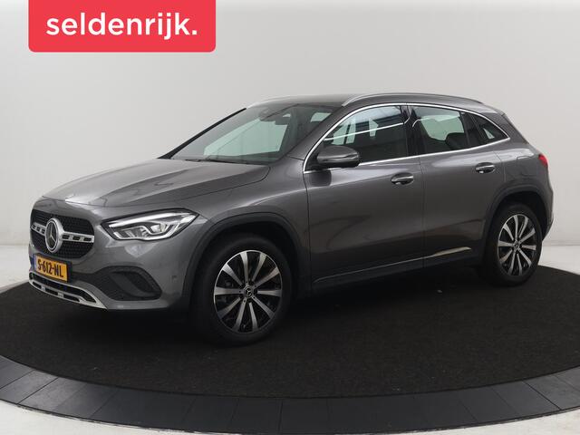 Mercedes-Benz GLA-KLASSE 250 e Luxury Line | SOH 92,9% | Half leder | Memory | Stoelverwarming | Adaptive cruise | Sfeerverlichting | Carplay | Camera | Park assist | Elektrische achterklep | Keyless