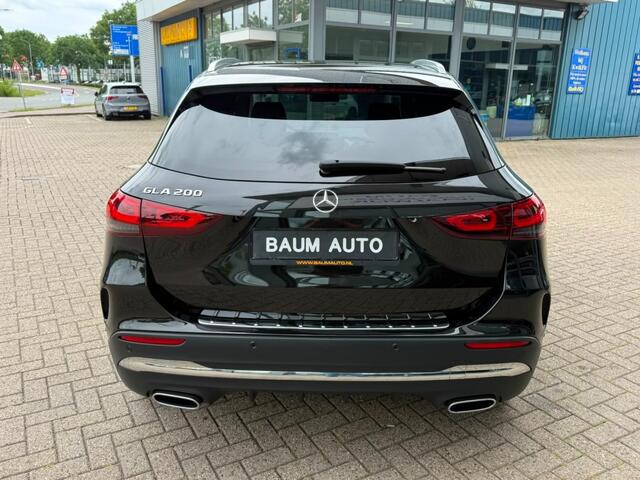 Mercedes-Benz GLA-KLASSE 200 AMG LINE AUTOMAAT NAVI PDC-CAMERA STOELVW.