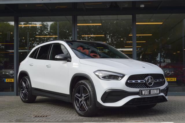 Mercedes-Benz GLA-KLASSE 250 e AMG Multibeam Panorama Memory Distronic Head-Up Camera Pdc