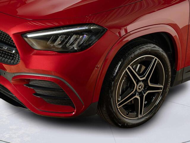 Mercedes-Benz GLA-KLASSE 250 e AMG Line